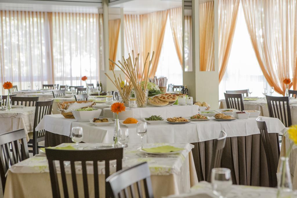 Hotel Villa Tosi Bellaria-Igea Marina Extérieur photo